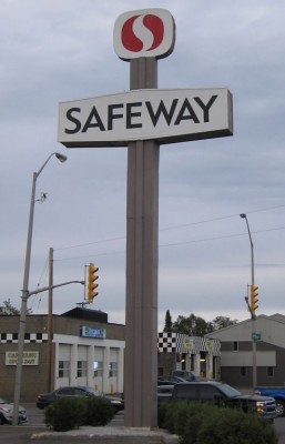 Safeway_sign.jpg